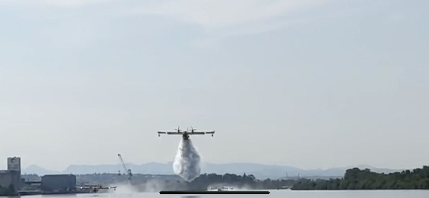 Fire-fighting planes during the exercise