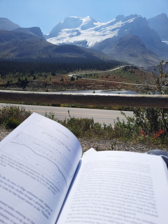 Writing, reading, doctoral thesis and next to it, afterwards and right in the middle of it all, the Rocky Mountains. Or: Do it!