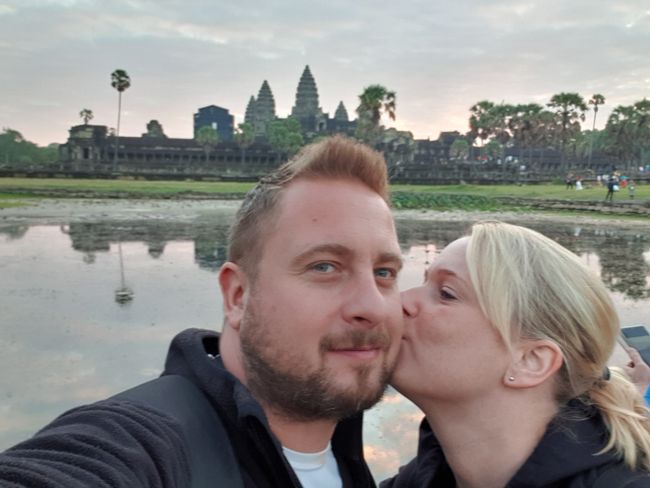 Wir beim Angkor Wat