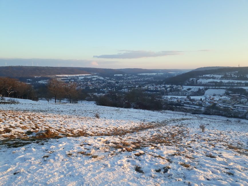 Berching von oben entlang des Wanderwegs 4.