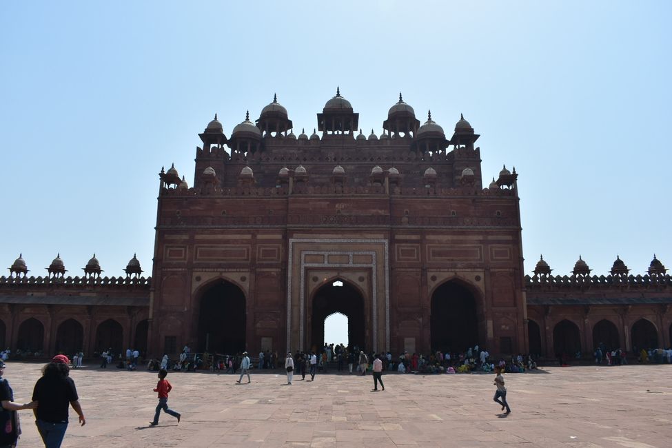 Das Siegestor der Moschee Jama Masjid