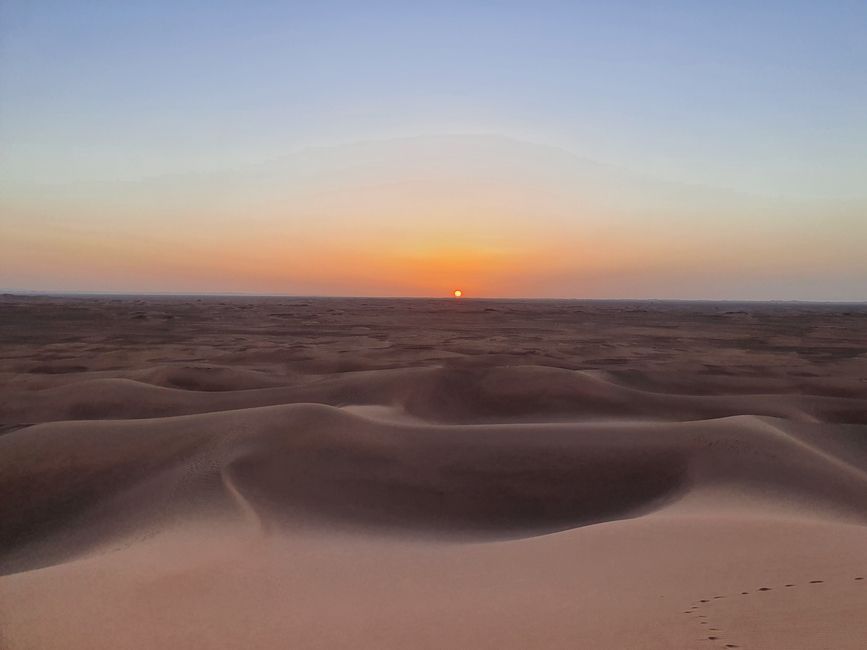 Desert trek in the Sahara