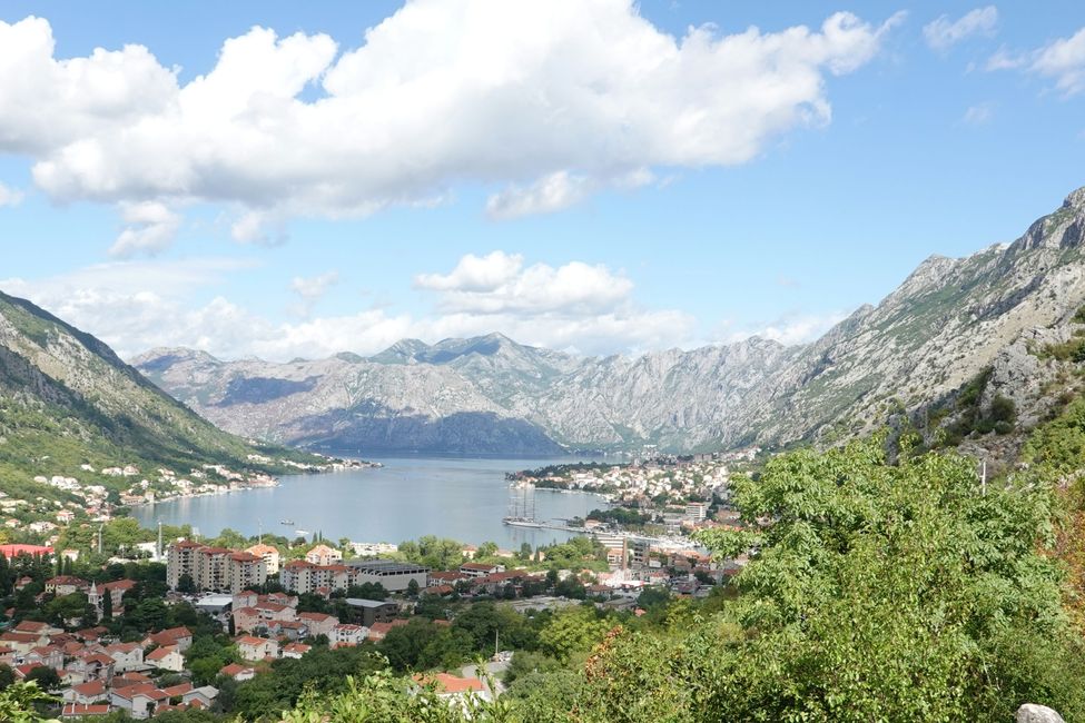 Dei 58 oant 61 Kroaasje, Dubrovnik, Montenegro, switchbacks by Kotor, rêstdei