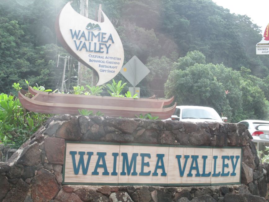 entrance to Waimea Valley
