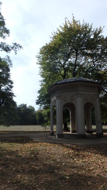 Pavillon im Park 