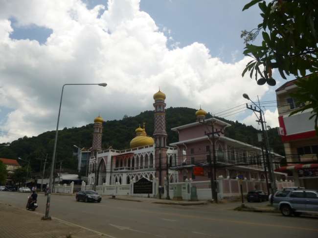 mosque in Ao Nang during the day