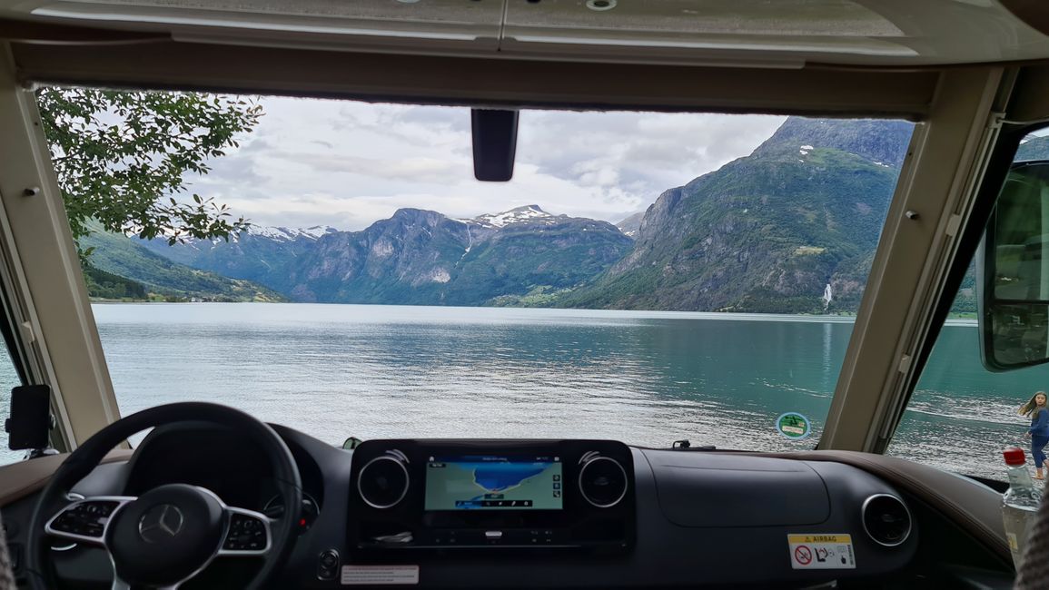 Gipasiugda sa mga turista ang Geiranger Fjord nga wala ang mga panon sa turista (o mga barko sa cruise)