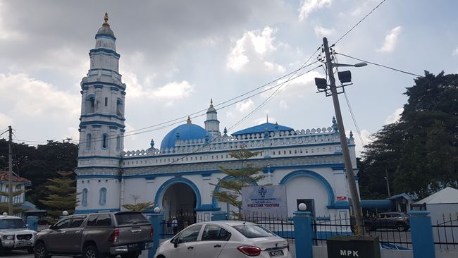 Und wieder eine Moschee. 