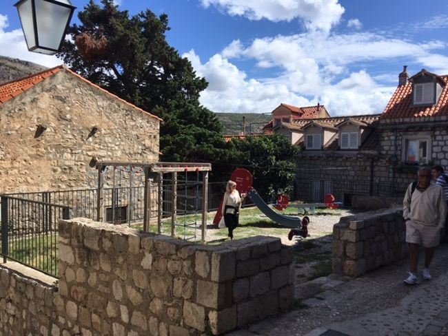 Mitten in Dubrovnik - ein Spielplatz