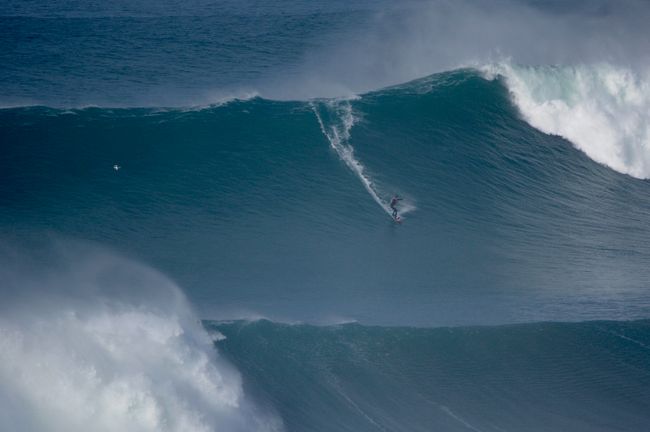 Nazaré ရှိ Big Waves - 17. နိုဝင်ဘာလ