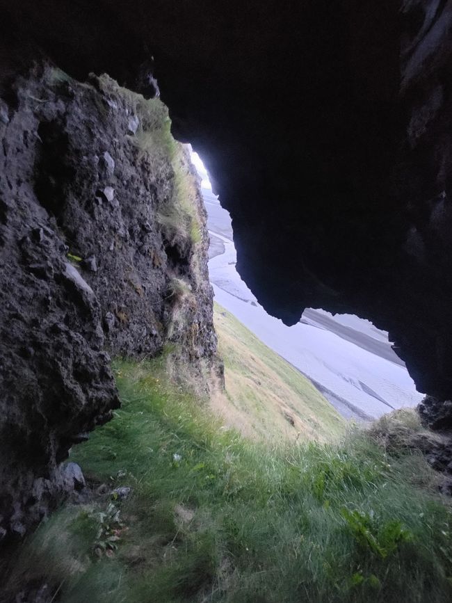 A small cave on Demon