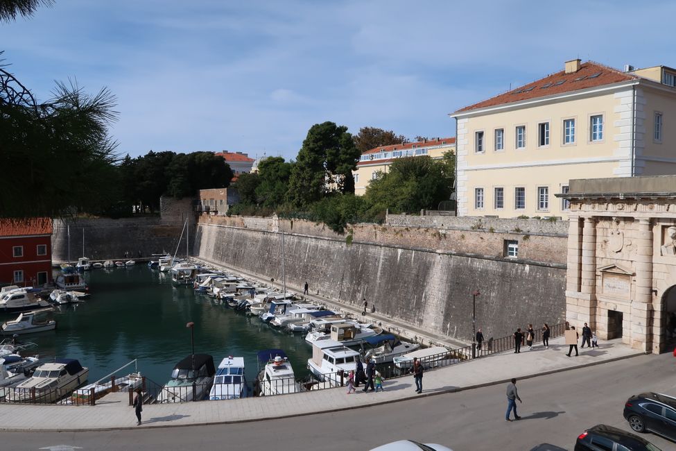 Hafen und Festungsanlage von Zadar