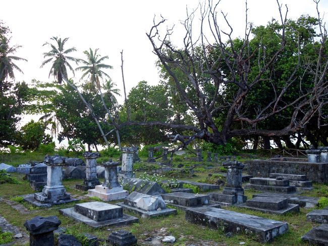 historischer Friedhof auf La Digue