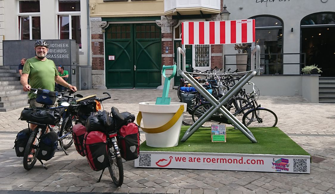 Roermond: Modern and historical