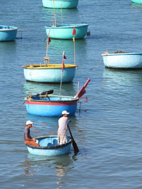 Traditional round boats