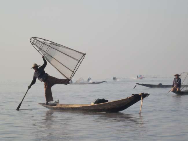 Traditionelle Fischer auf dem Inle See
