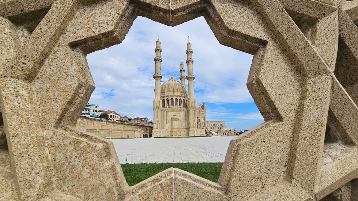 Durchblick zur Moschee