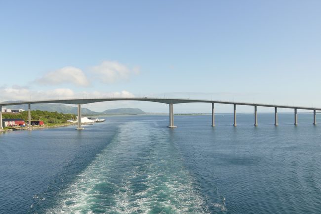 Norwegen mit Hurtigruten // Tag 10 // 30 Meter Brücke und 29,5 Meter Schiff