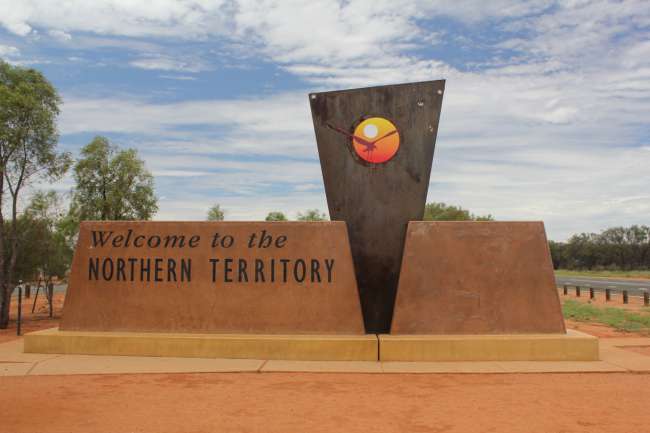 Welcome greeting from the opal town Coober Pedy
