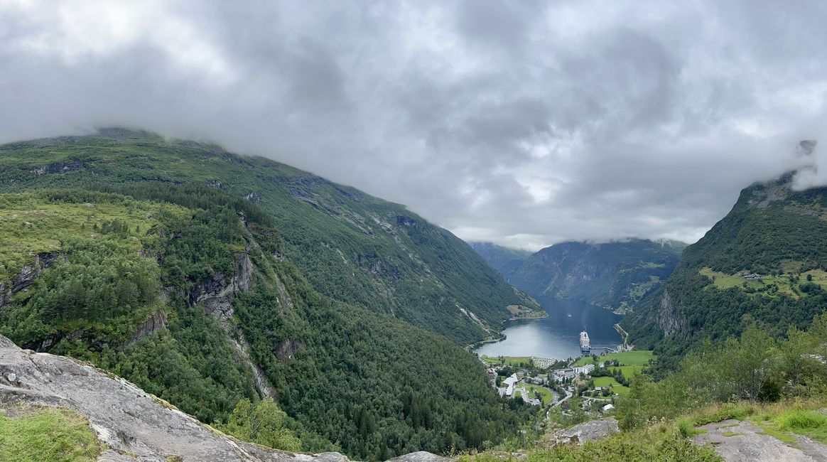 Přes horské silnice do Geiranger fjordu