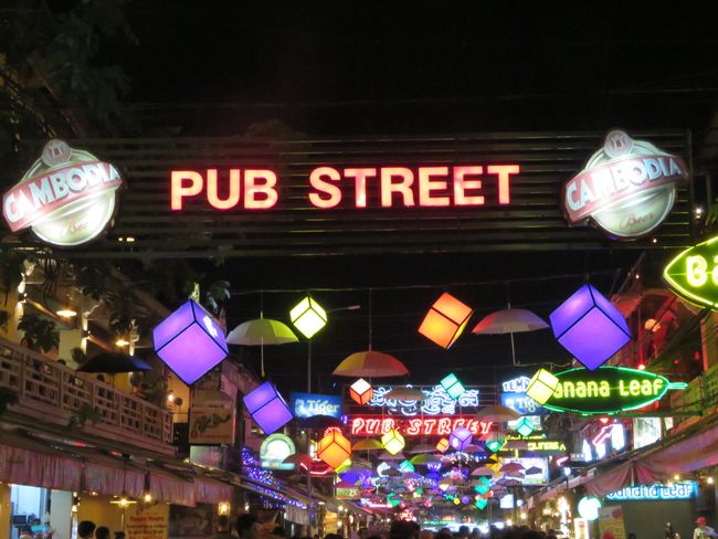 Lichter der Pub Street in Siem Reap