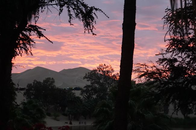 Sonnenuntergang in Huacachina