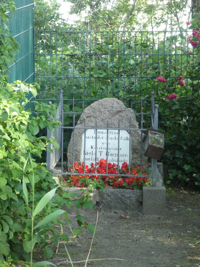 Niels T. Borgensen's grave