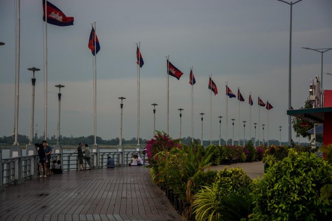 Abend des Tag 57: erster Rundgang in Phnom Penh