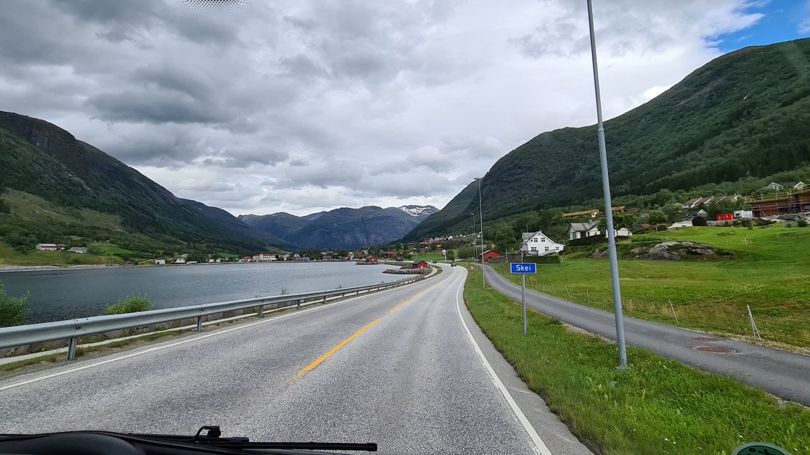 Touriste highlight Geiranger Fjord sans ebele ya ba touristes (to ba masuwa ya croisière)