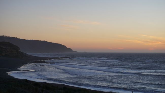 Der Blick auf die Sichelförmige Bucht bei untergehender Sonne.