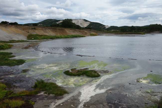 Sulfur lake in Uzon Caldera