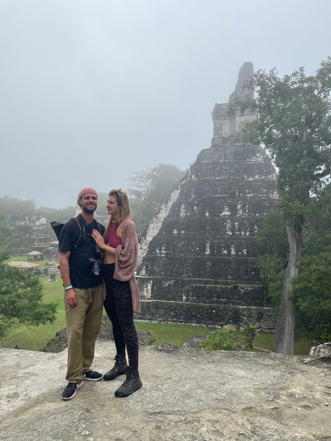 Flores və Tikal (Qvatemala)