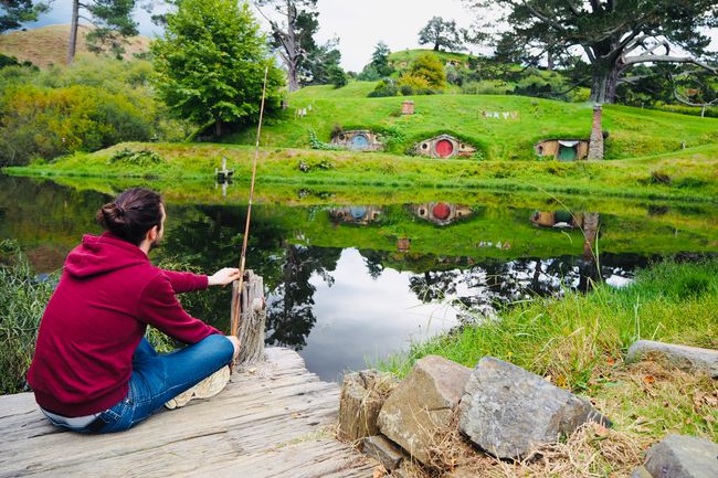 Nico in Hobbiton 