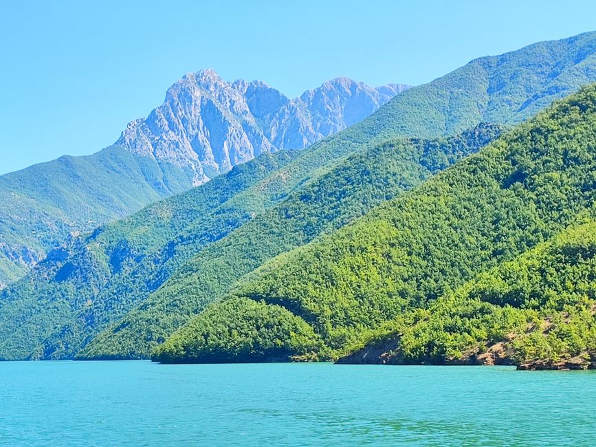 Albanian Alps: from Valbone to Theth / Albania