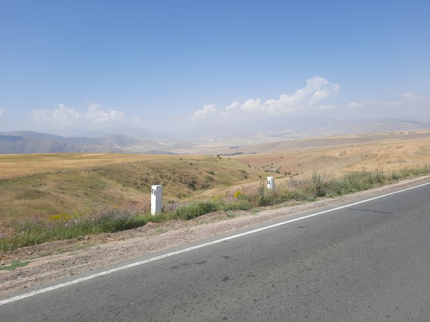 Tag 32 Armenien - Fahrt von Goris nach Jerewan
