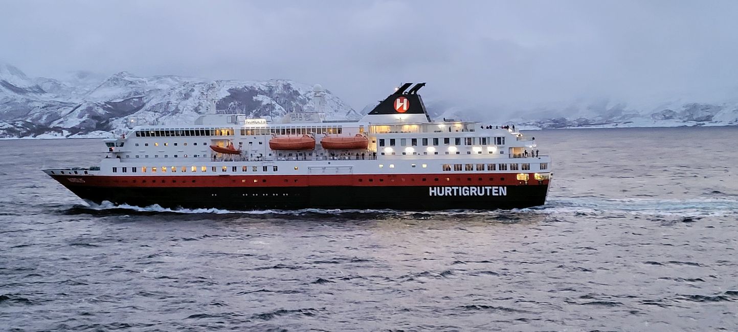 1-14 February 2023 Hurtigruten
Coast February 10