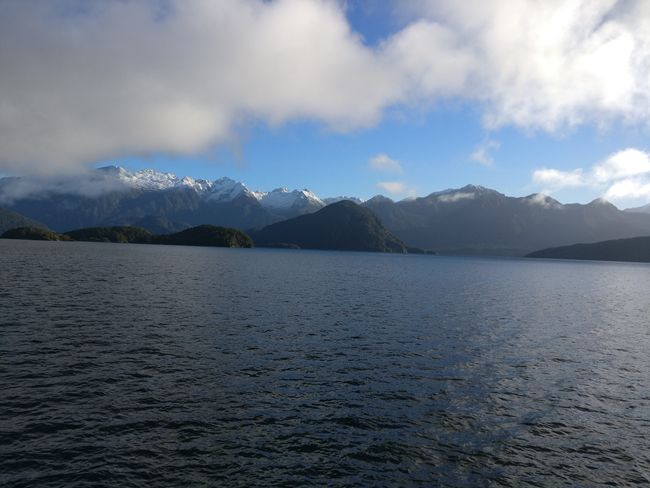 Lake Manapouri during the drive