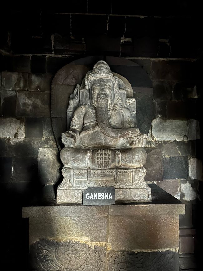 Ganesha, Sohn von Shiva und Parvati, der für Glück und Erfolg bei Neubeginnen steht