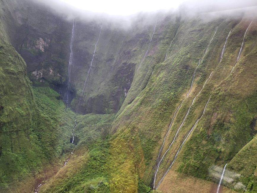 With the helicopter over Kauai, Day 17