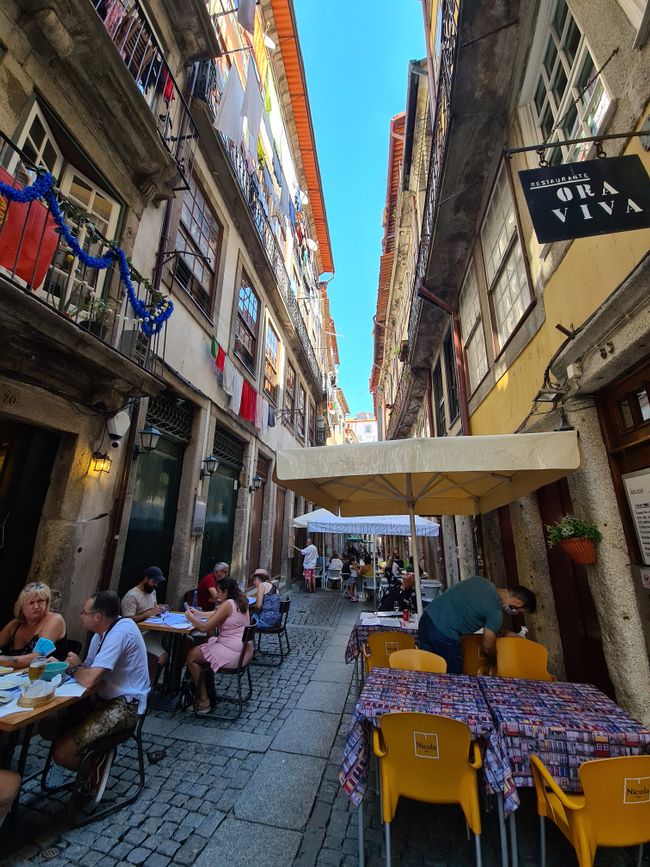 Alleys of Porto