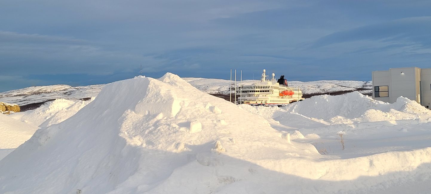 1-14 February 2023 Hurtigruten
Coast 7 February