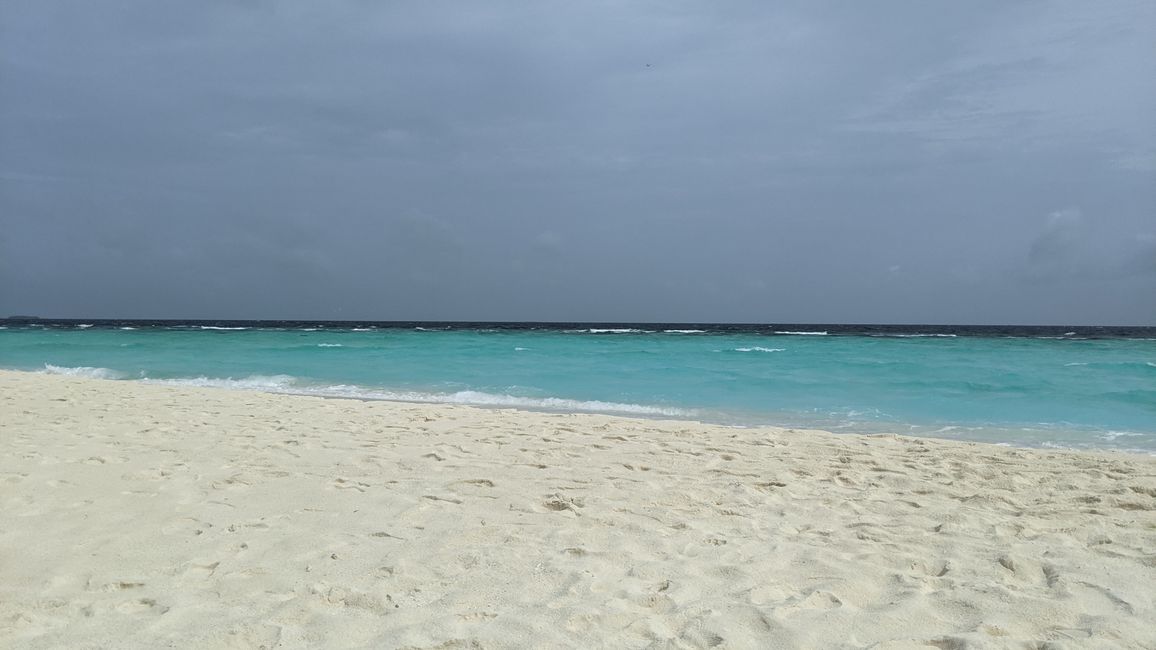 Malediven Tag 13 - "Nein Mama, da kommt keine Welle..."