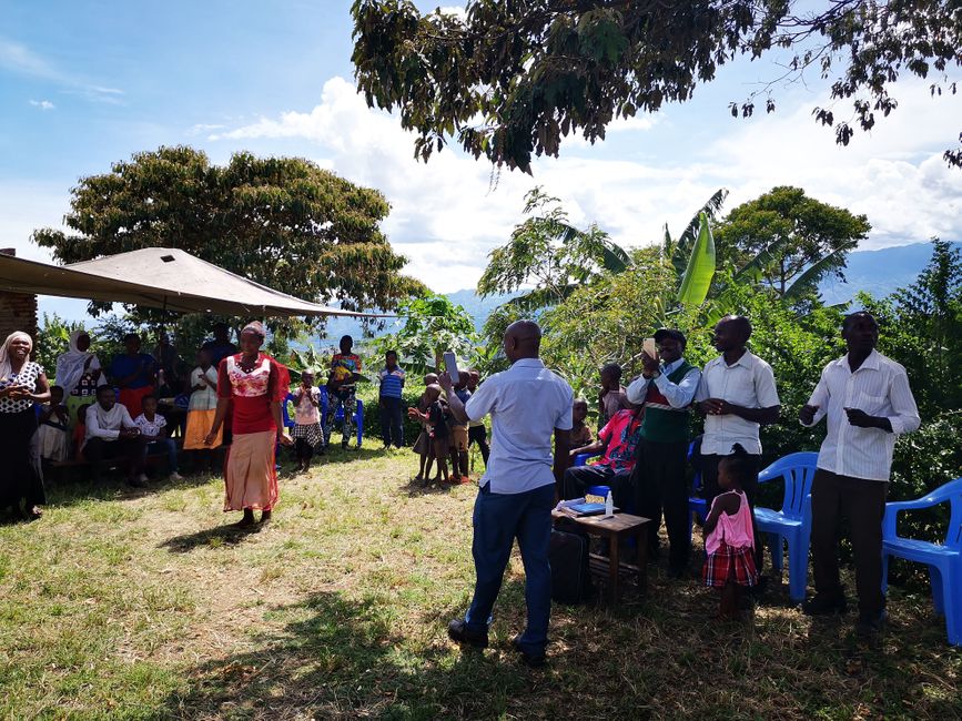 Tag 5, 24. April 2021: Orientierungstour nach Kyapa/ Kitabu zum monatlichen Treffen der Bauern