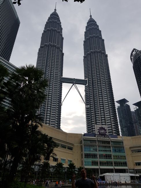 Und dann waren sie da: die Petronas Towers! Die höchsten Twin Towers der Welt! 