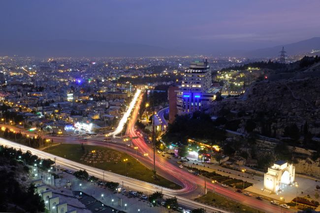 In addition, the urban population (pictured here: Tehran) is very cosmopolitan.