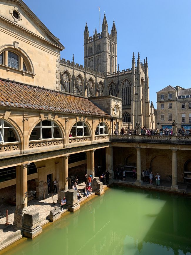 Bath: The Roman Bath / Roma SPQR