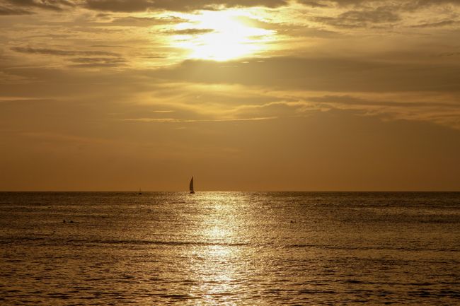 Sonnenuntergang am Playa Punta Carola. 