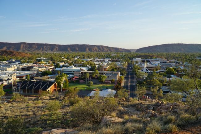 Alice Springs: Why half an hour ...?