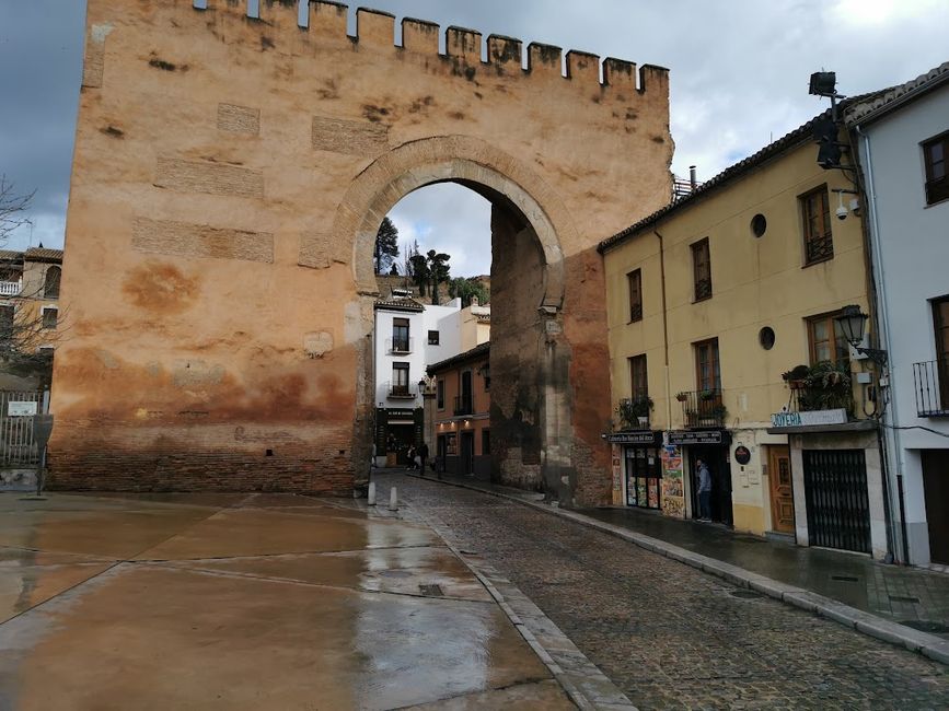 Puerta de elvira (one of the 4 gates to the Albaicin neighborhood)