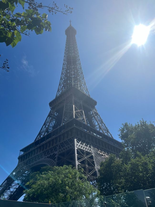 Ferris wheel, Eiffel Tower, Roland Garros & Paris khawpui chhunga PSG te an ni